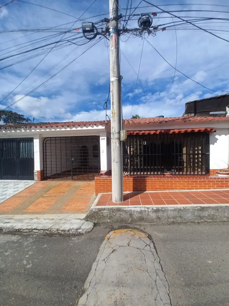 CASA en VENTA en IRAZU — 2