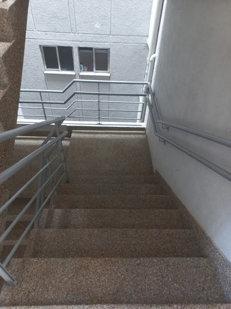 APARTAMENTO en ARRIENDO en ARBOLEDA CAMPESTRE VAINILLO PISO 4 SIN ASCENSOR — 5
