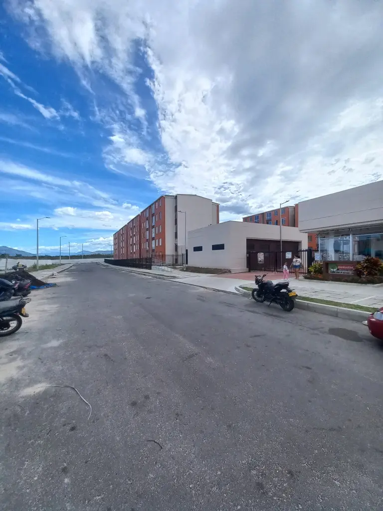 APARTAMENTO en ARRIENDO en C. R ARBOLEDA CAMPESTRE MANDARINO PISO 2