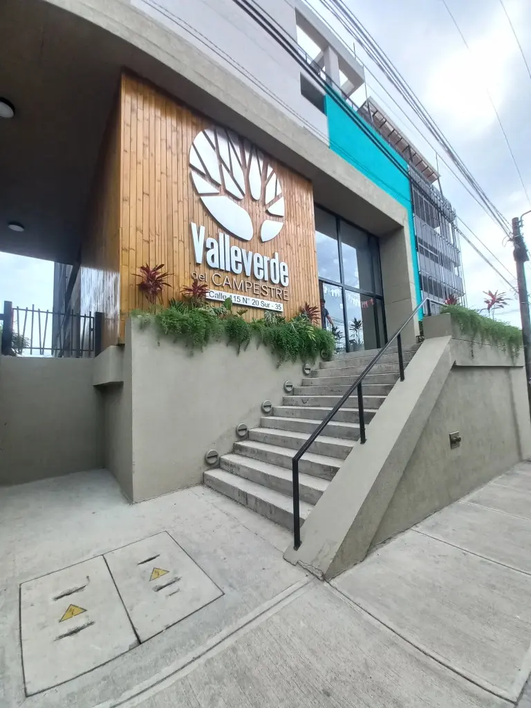 APARTAMENTO en ARRIENDO en C.R VALLE VERDE DEL CAMPESTRE PISO 3 — 2