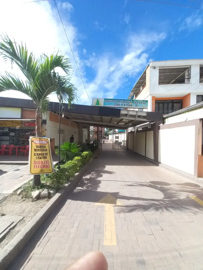 APARTAMENTO en VENTA en CONJUNTO RESIDENCIAL SAN DIEGO PISO 1
