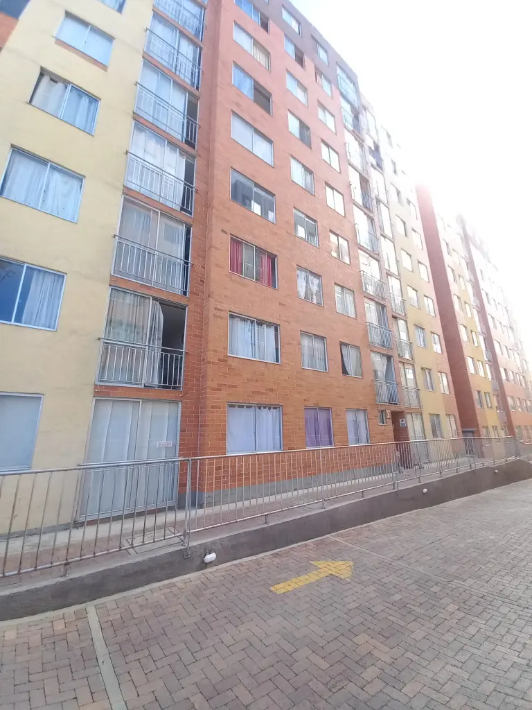 APARTAMENTO en VENTA en CONJUNTO RESIDENCIAL SAN DIEGO PISO 1 — 4