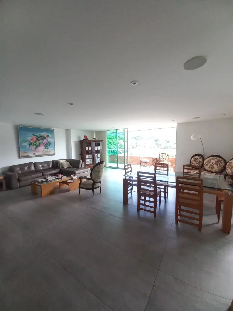 APARTAMENTO en VENTA en CONJUNTO RESIDENCIAL CERRO AZUL DEL VERGEL PISO 9 — 4