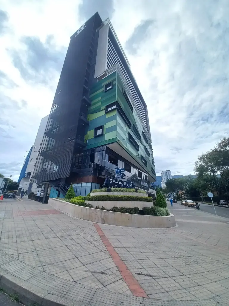 LOCAL en VENTA en ACQUA POWER CENTER PISO 4 — 3