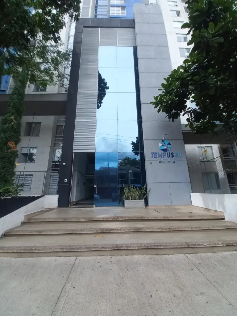 APARTAMENTO en ARRIENDO en CONJUNTO TEMPUS 49 PISO 5 — 3