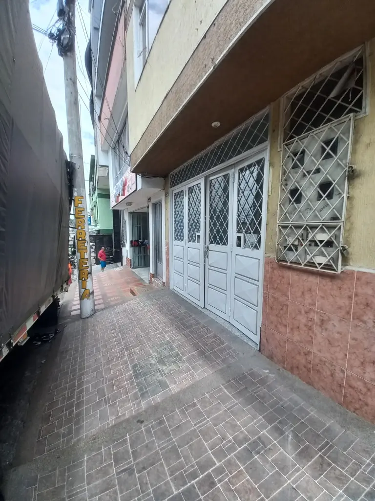 LOCAL en ARRIENDO en BARRIO HIPODROMO