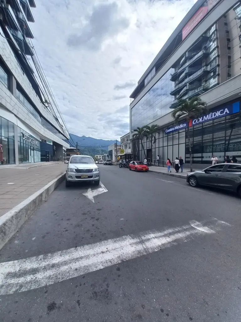 APARTAMENTO en ARRIENDO en PENTHOUSE EDIFICIO M30 PISO 25