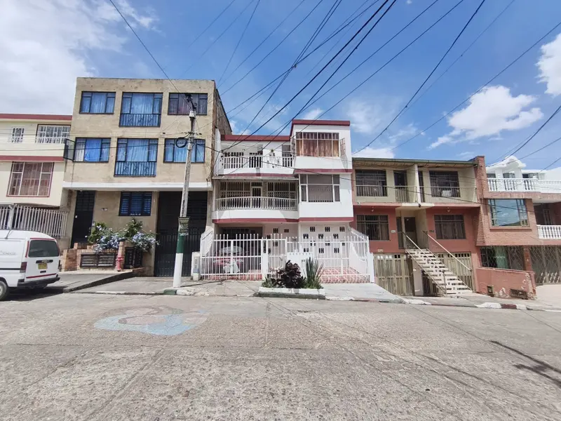 APARTAMENTO en ARRIENDO en URB CIUDADELA COOTRANSFUSA PISO 2
