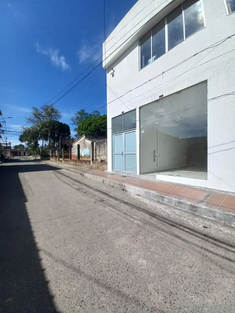 LOCAL en ARRIENDO en JORDAN TERCERA ETAPA — 3