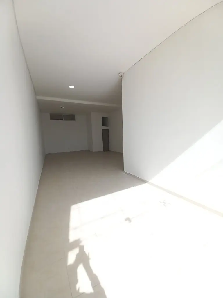 LOCAL en ARRIENDO en JORDAN TERCERA ETAPA — 4