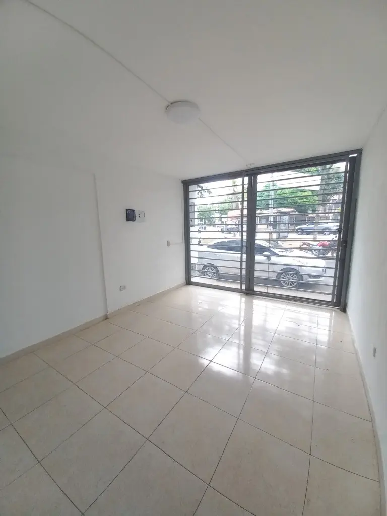 LOCAL en ARRIENDO en LOCAL PASEO DE SAN FRANCISCO PRIMER PISO — 5