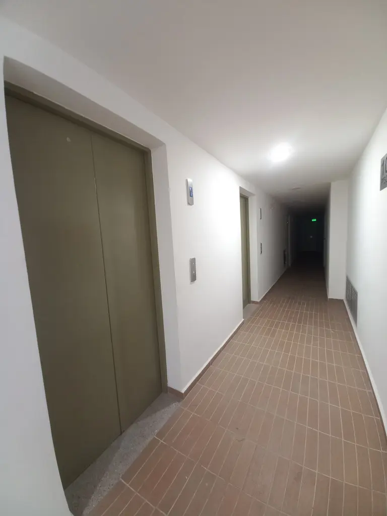 APARTAMENTO en ARRIENDO en C.R LIF 91 PISO 10 — 5