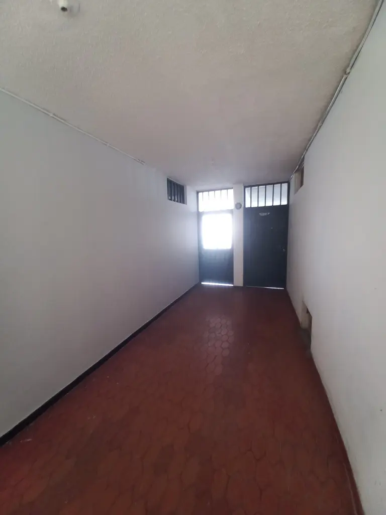 APARTAMENTO en VENTA en EDIFICIO RAMIREZ PISO 2 — 3