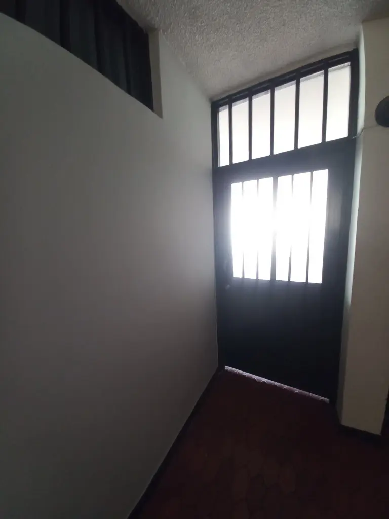 APARTAMENTO en VENTA en EDIFICIO RAMIREZ PISO 2 — 4