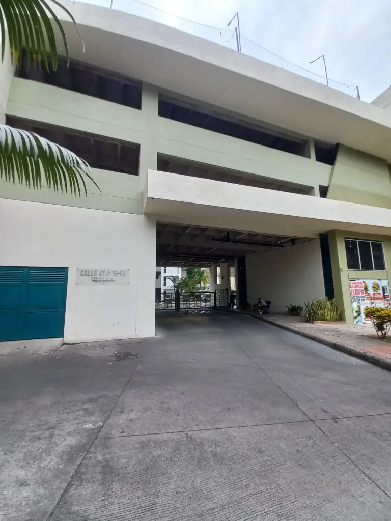 APARTAESTUDIO en ARRIENDO en C.R CALATAY PISO 2