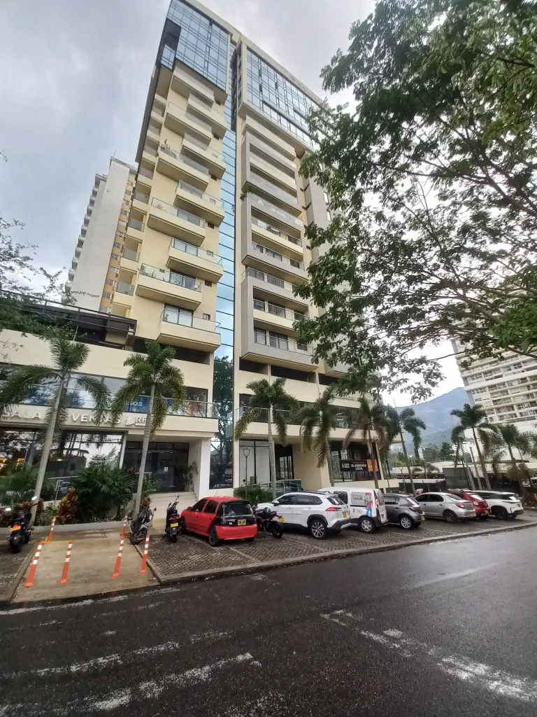 APARTAESTUDIO en VENTA en EDIFICIO MILLA 60 PISO 8 — 3