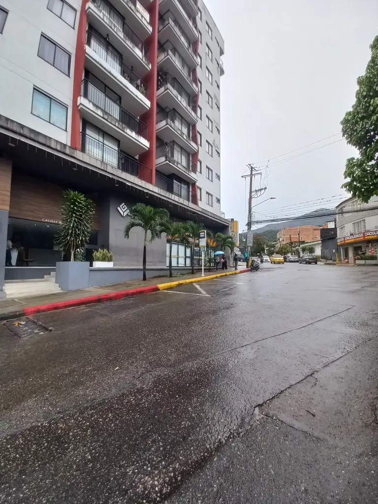 APARTAMENTO en VENTA en EDIFICIO ROSALES 64 PISO 8 — 3